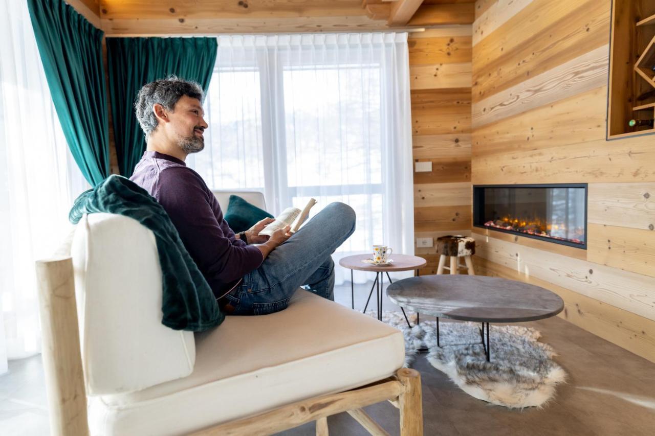Chalet Imbosc'Che - 5 Beautiful Rooms In Charming B&B Livigno Dış mekan fotoğraf