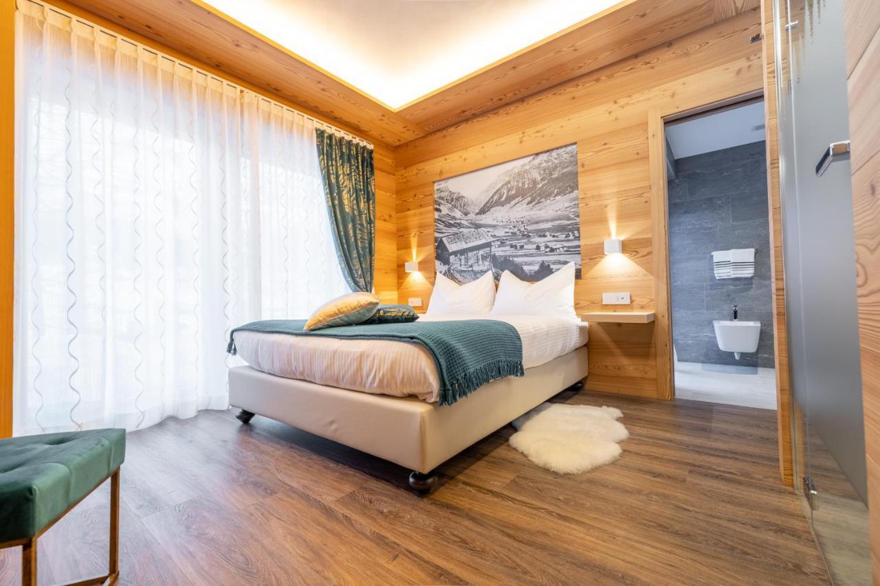 Chalet Imbosc'Che - 5 Beautiful Rooms In Charming B&B Livigno Dış mekan fotoğraf