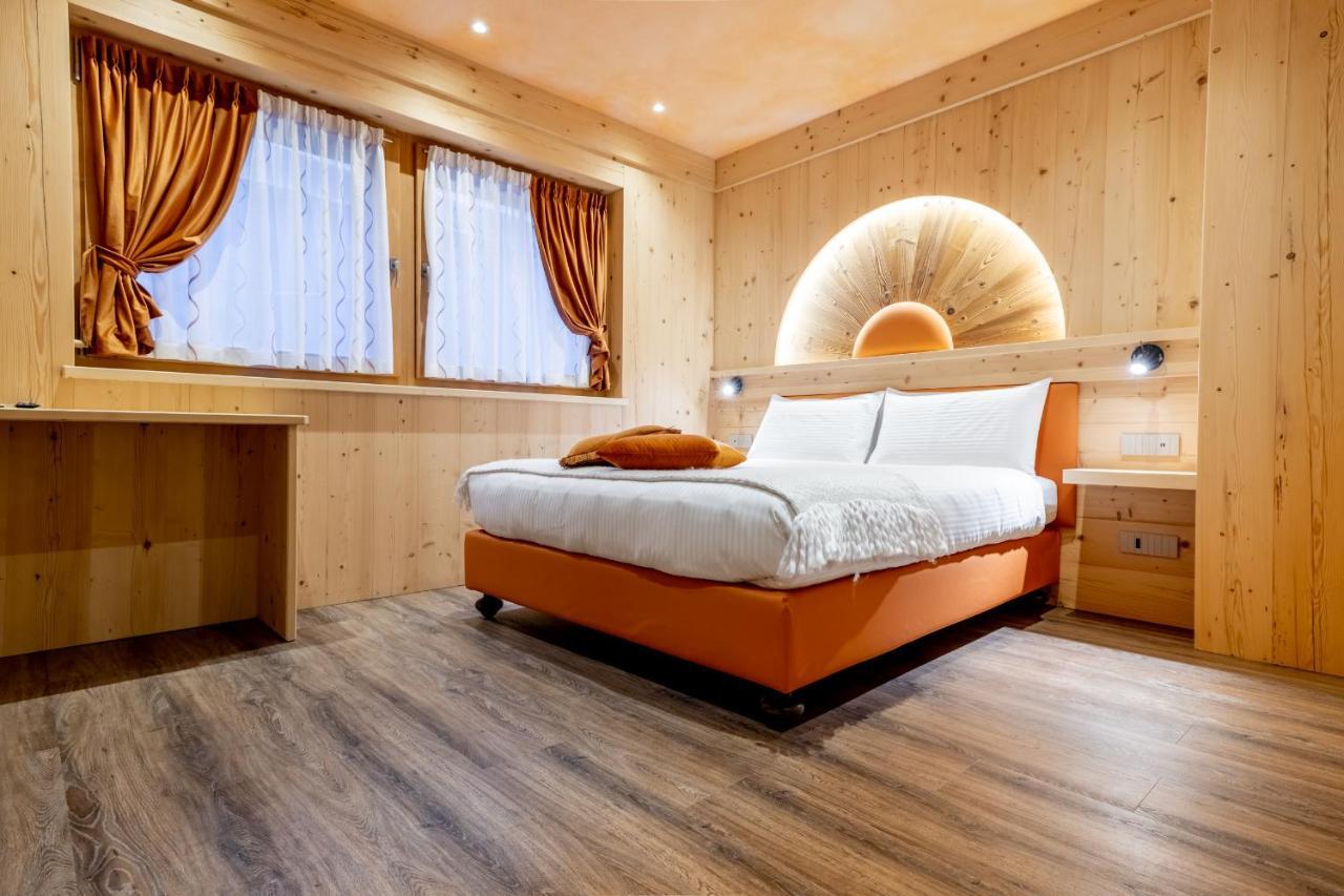 Chalet Imbosc'Che - 5 Beautiful Rooms In Charming B&B Livigno Dış mekan fotoğraf